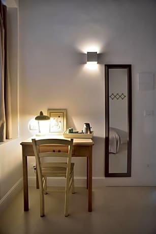 Single Room with Private Bathroom