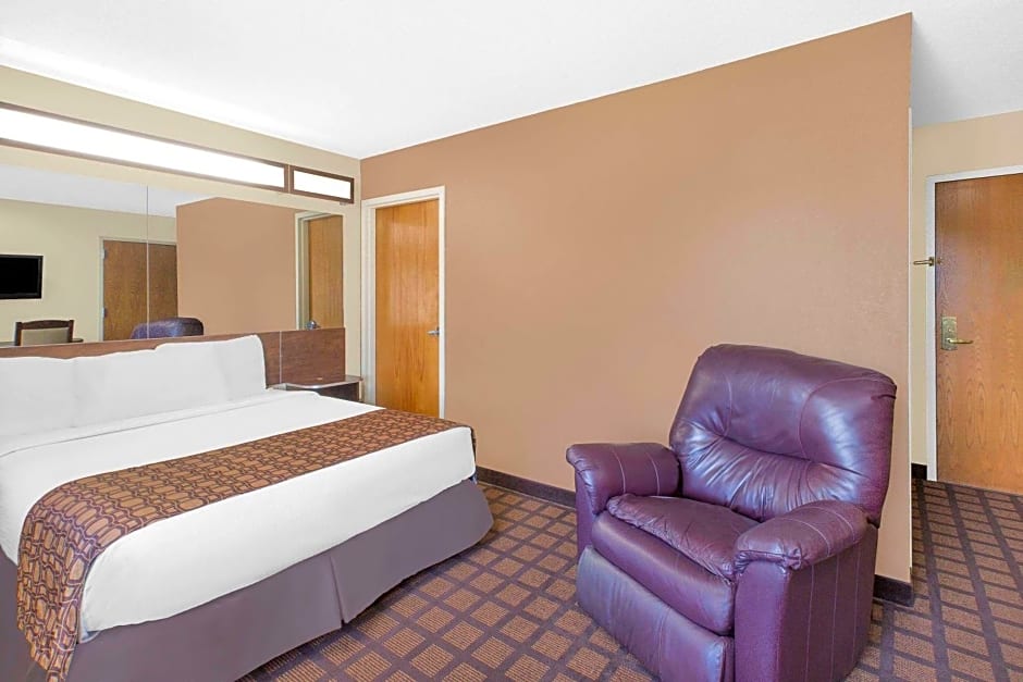 Microtel Inn & Suites By Wyndham Franklin