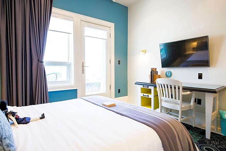 Drake Devonshire and Motor Inn