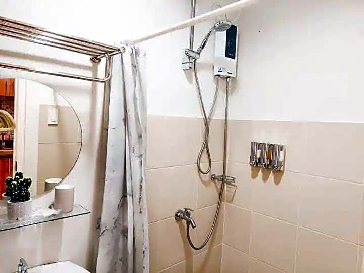 Serenity Stay Condo at 19th floor The Loop Tower Limketkai Center Lucky 19