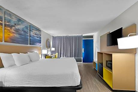 King Studio - Non-Smoking