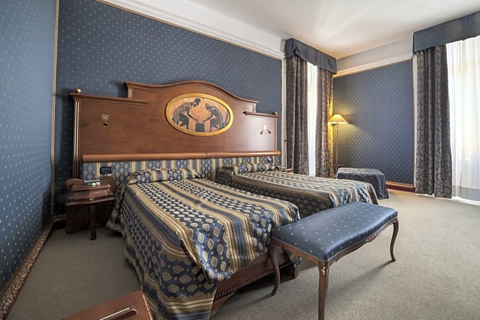 Hotel Royal