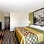 Super 8 by Wyndham Norfolk