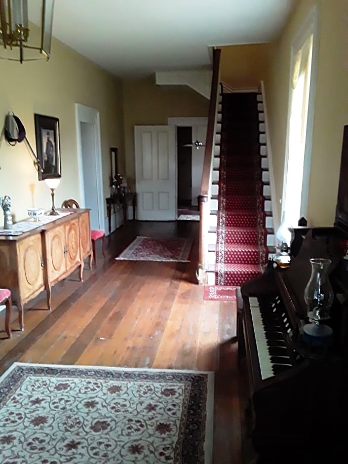 Hall Place Bed and Breakfast
