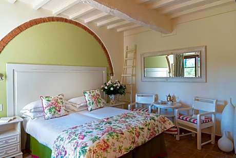 Superior Two-Bedroom Apartment (4 Adults)