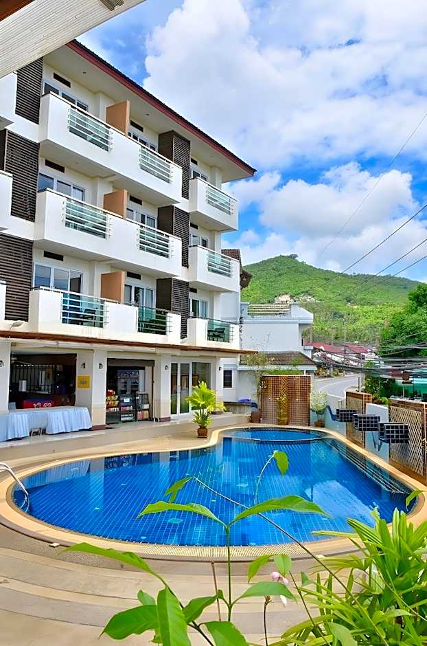 First Residence Hotel