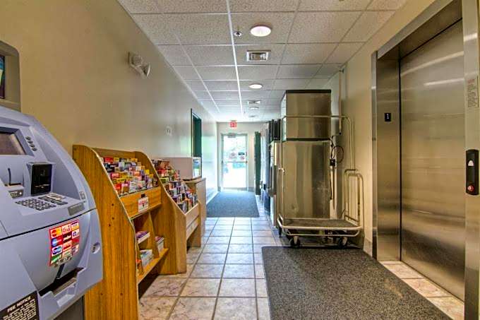 Econo Lodge Menomonie I-94