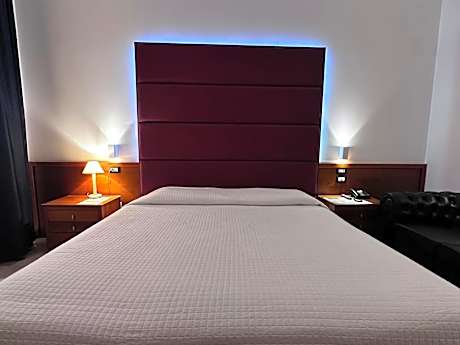 Economy Twin Room