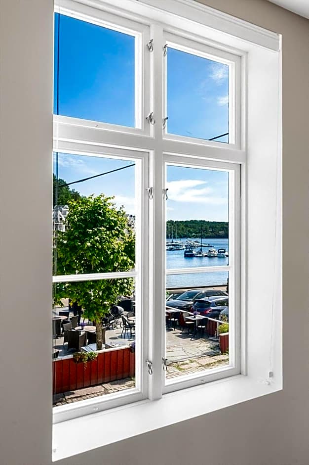 Tvedestrand Fjordhotell