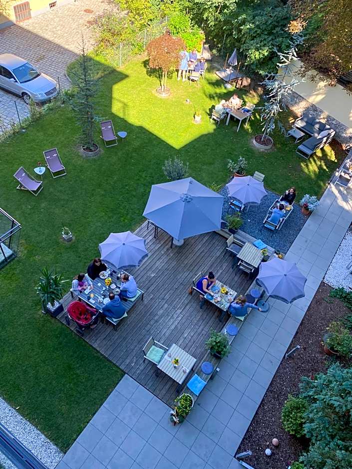 Blackhome Graz I contactless check-in