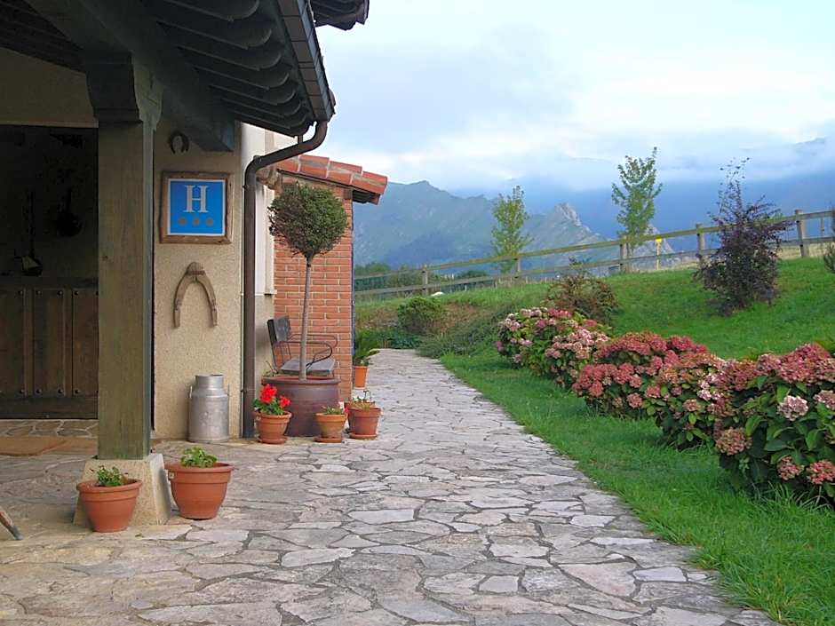 Paraje del Asturcon - Adults only