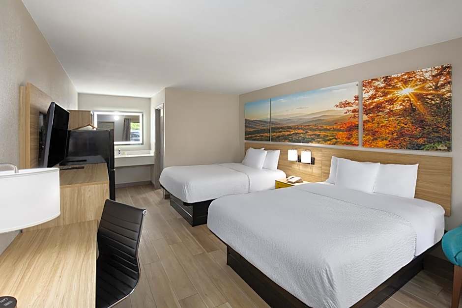 Days Inn by Wyndham Helen