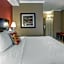 Best Western Plus Bowmanville