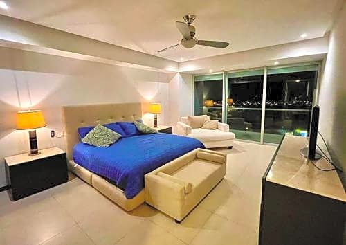 Departamento Peninsula Mazatlan hasta 12 huéspedes