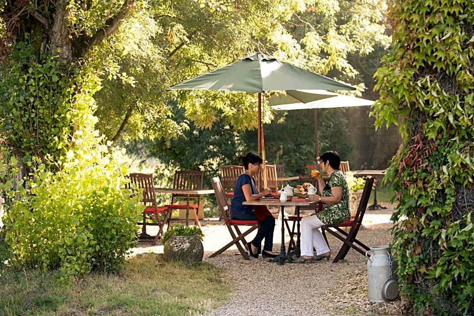 Logis Auberge De La Riviere