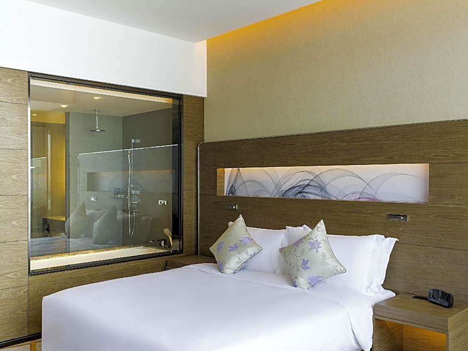 Novotel Rizhao Suning