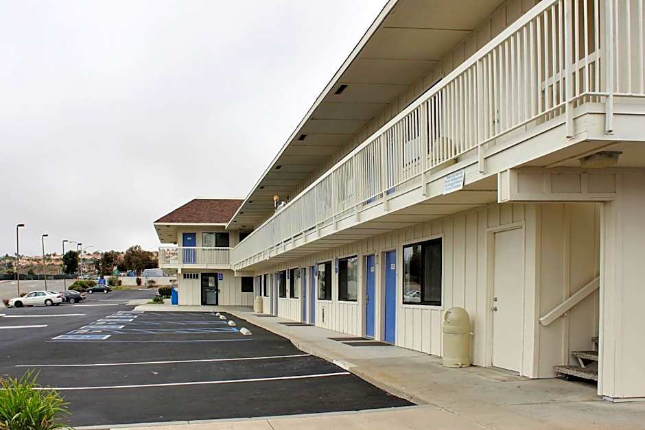 Motel 6 Pismo Beach
