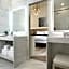 The Fort Garry Hotel, Spa and Conference Centre, an Ascend Collection Hotel