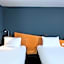 Holiday Inn Express Gloucester By IHG