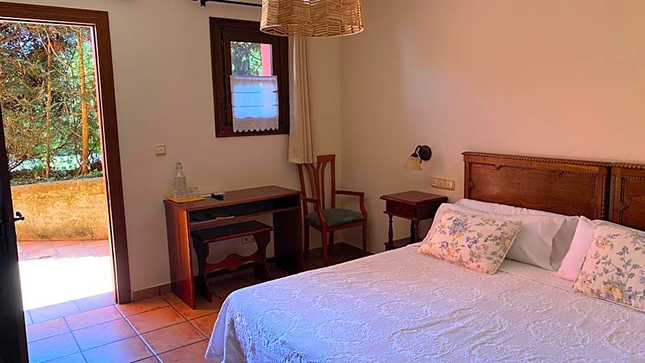 Hotel Rural Alavera