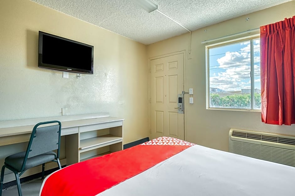 OYO Hotel Tucson Downtown