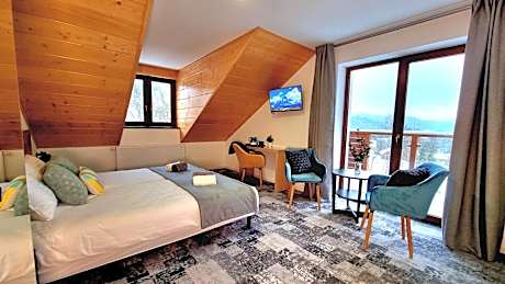 Deluxe Double or Twin Room with Balcony