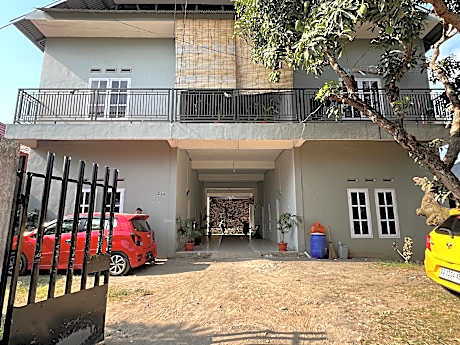 Hotel O Pondok Bulo Ugi Syariah Near SD Negeri 185 Pinrang