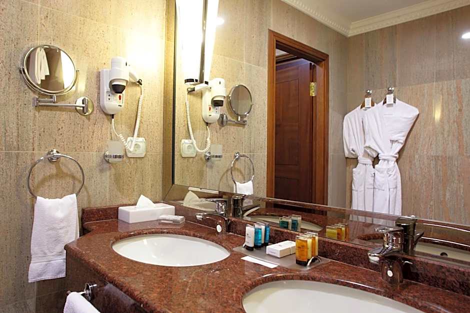 Crowne Plaza Hotel Minsk