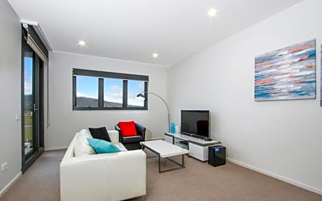 IQ Smart Apartments 704 Braddon ACT