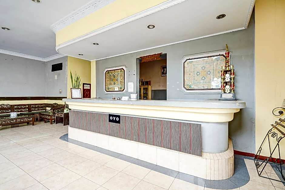 Collection O Kauman Near Stasiun Pekalongan Formerly Hotel Dian Chandar