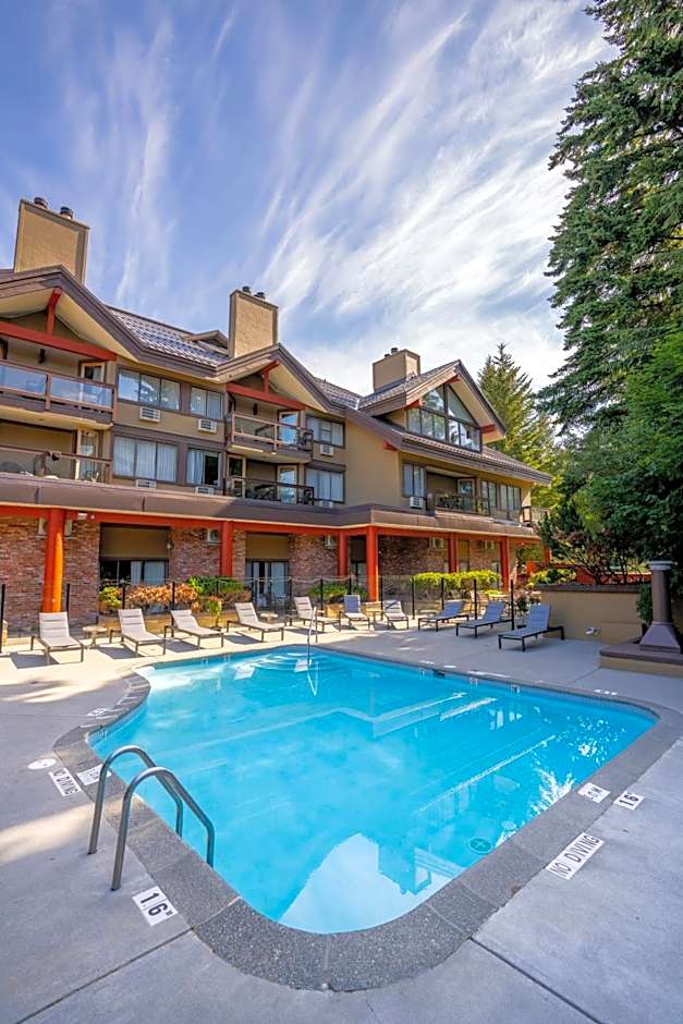 Whistler Village Inn & Suites