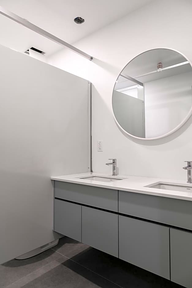 Auberge Jeunesse QBEDS Hostel