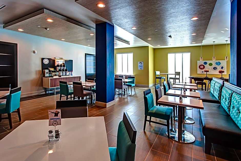 Holiday Inn Express & Suites Gatesville By IHG