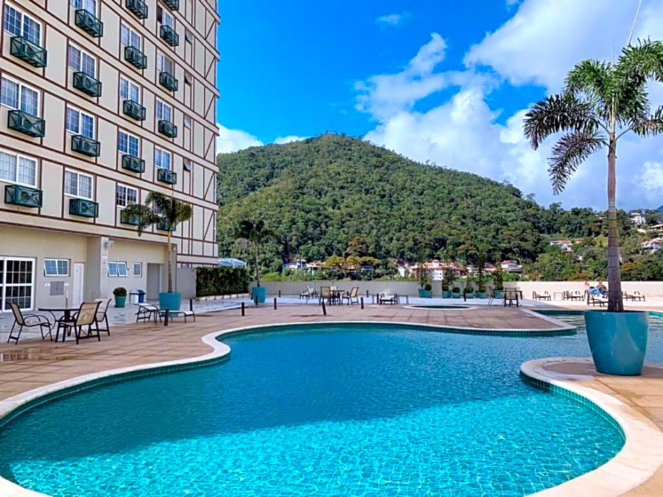 Happy Flat Itaipava - Granja Brasil