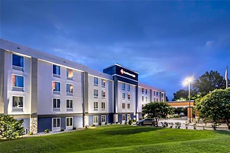 Best Western Plus Lexington Inn