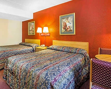 2 Double Beds, Smoking