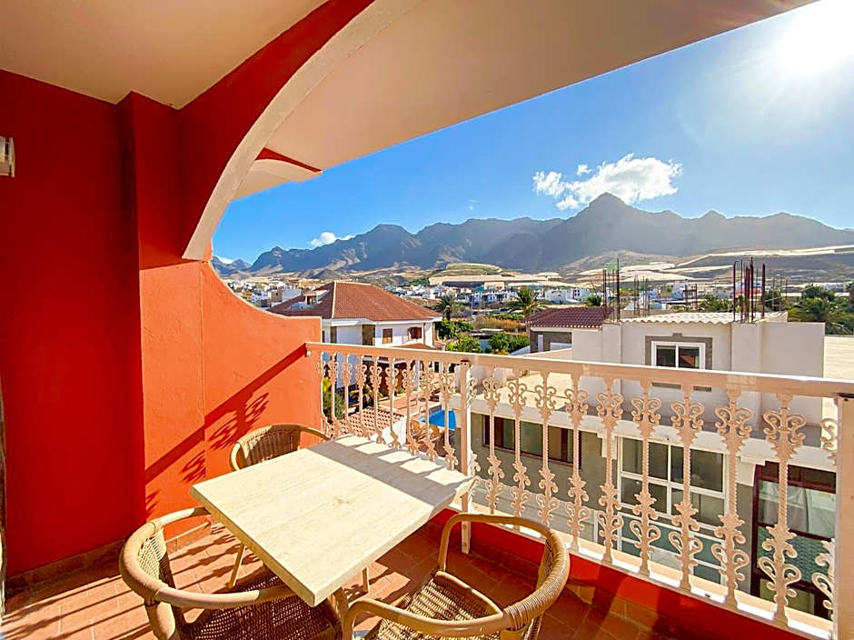 La Aldea Suites