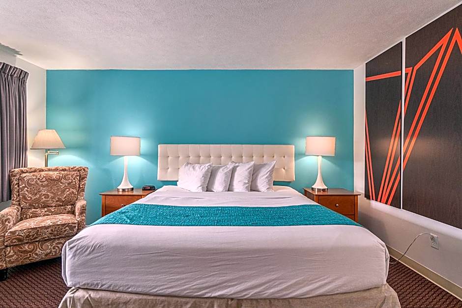 Howard Johnson by Wyndham Traverse City