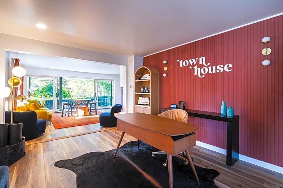 Town House Lodge