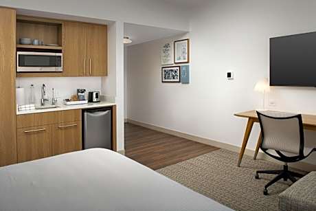 King Room - Hearing Accessible