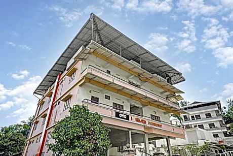 Hotel O SS Residency