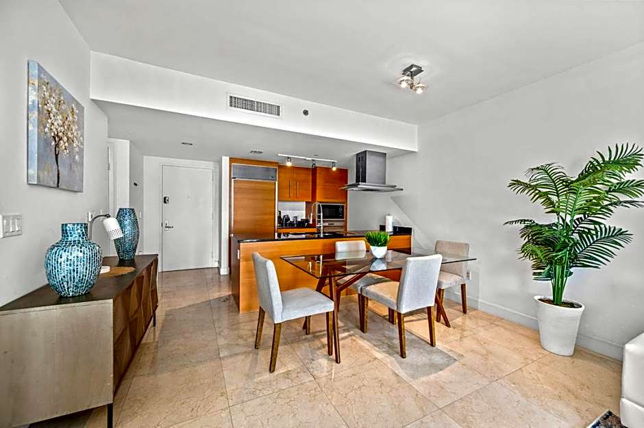 ICON W BRICKELL LUXURY CONDO