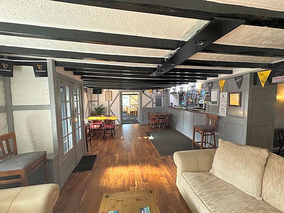 The Carpenters Arms Rooms in Broadway, Laugharne