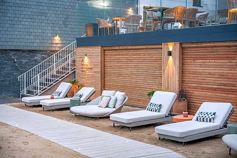 Harbour Beach Club, Hotel & Spa