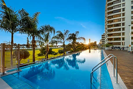 Crowne Plaza Perth By IHG