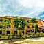 Maladee Hotel