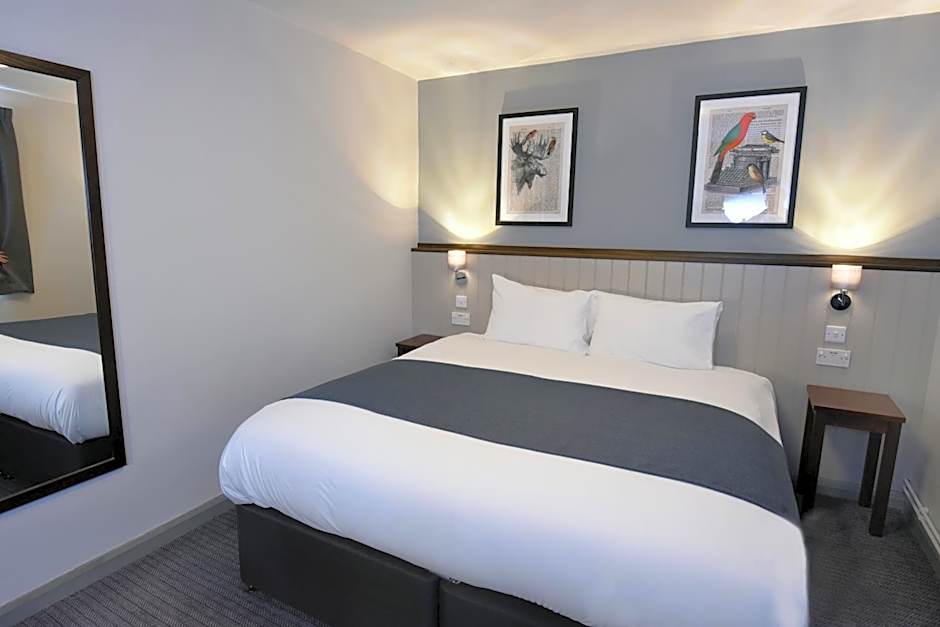 Oaklands by Greene King Inns