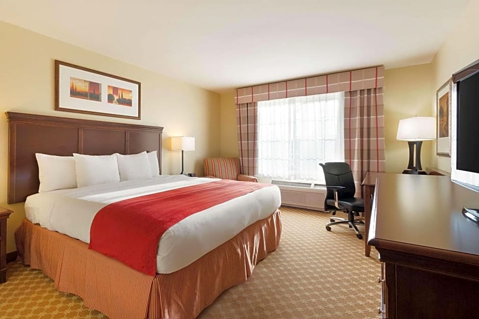 Country Inn & Suites by Radisson, Covington, LA