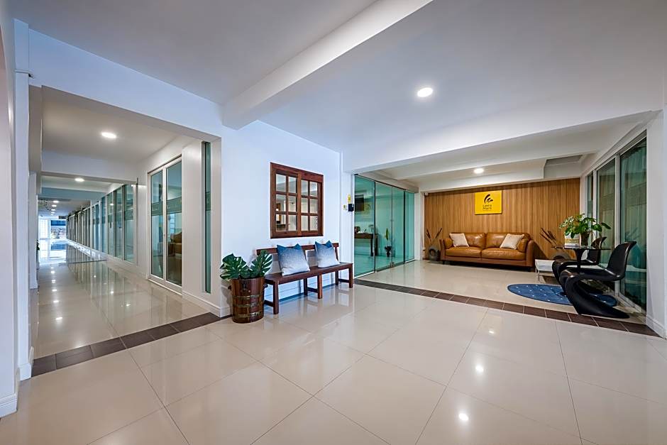 Lee's Mark Residence