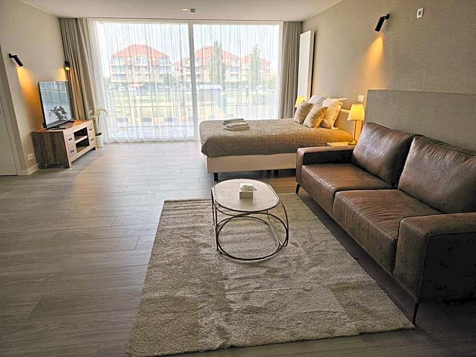 Hotel Acropolis " Op het sportiefste park van de kust "